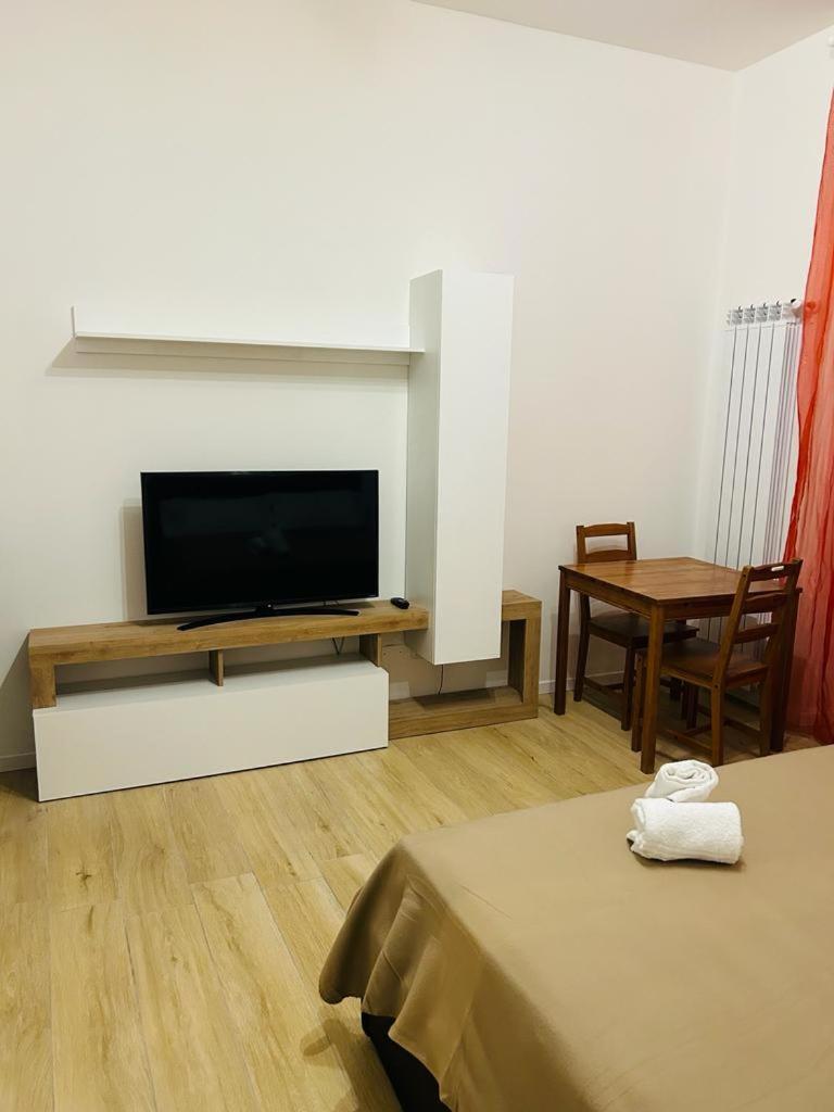 Easy Room Italy Rogoredo Milán Exterior foto